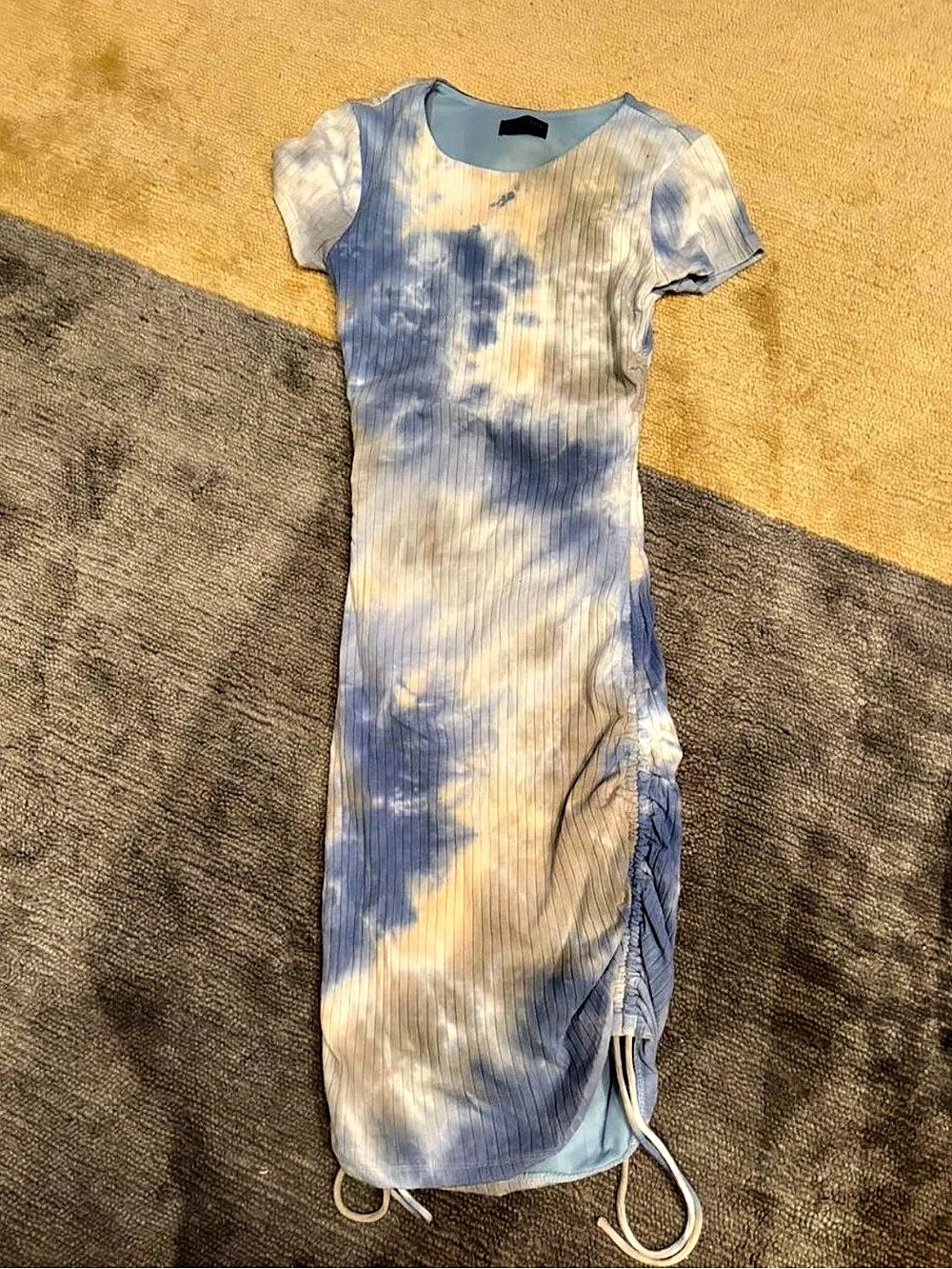 Women's Blue & White Tie-Dye Ruched Dress